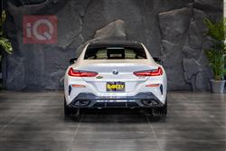 بي ام دبليو 8 الفئة